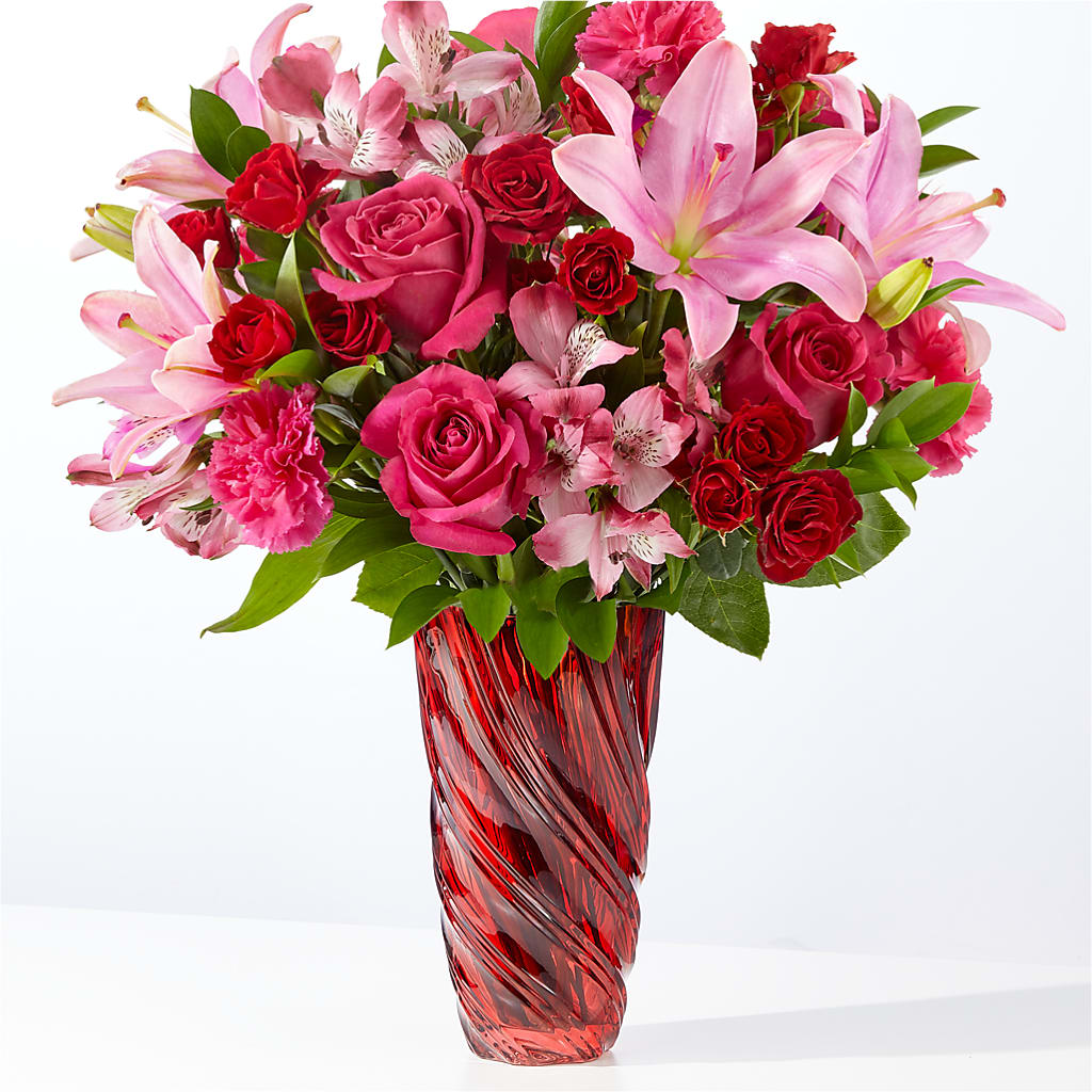 In Love Bouquet with Luxe Swirl Vase – Hlm Floral Events, Los Angeles CA