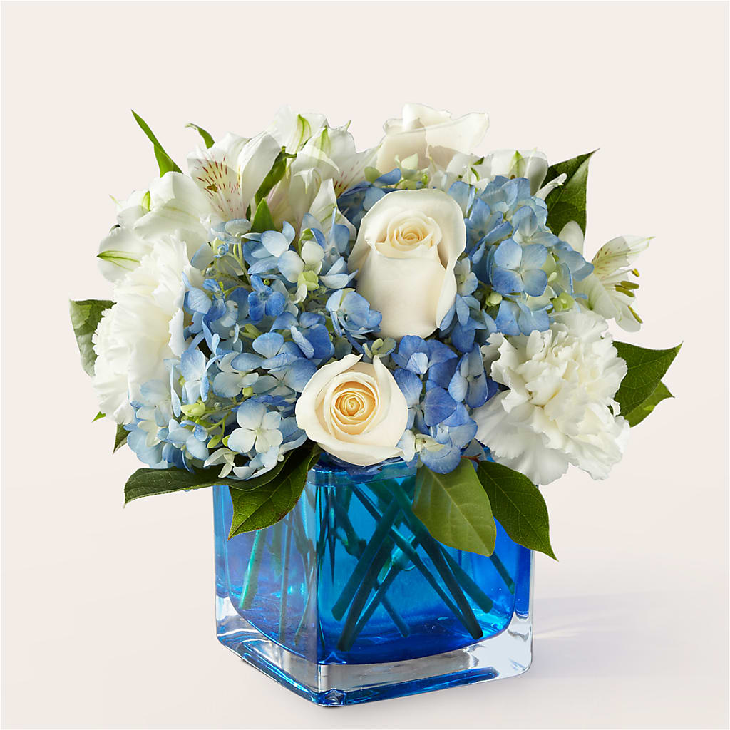 Soothing Waters Bouquet – Hlm Floral Events, Los Angeles CA