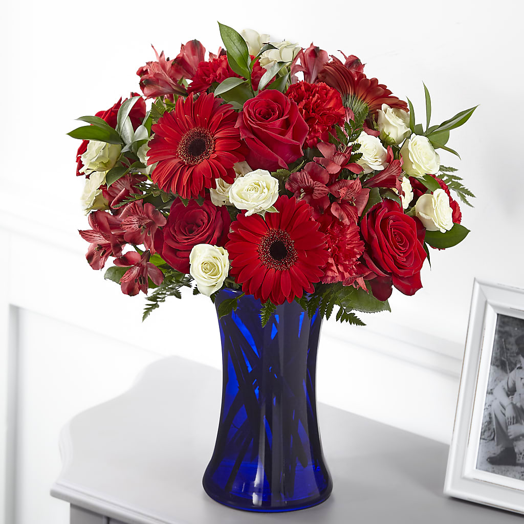Hearts Embrace Bouquet – Hlm Floral Events, Los Angeles CA