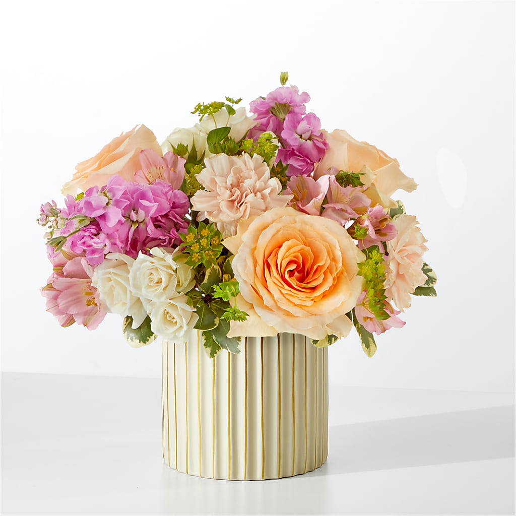 Paradise Bouquet with Ivory Vase – Hlm Floral Events, Los Angeles CA