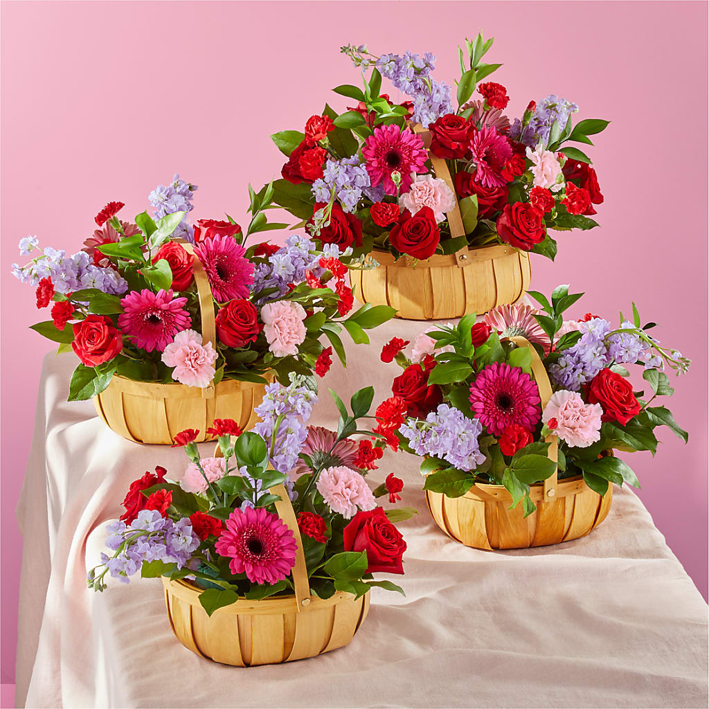 Pink Picnic Basket –  Hlm Floral Events, Los Angeles CA