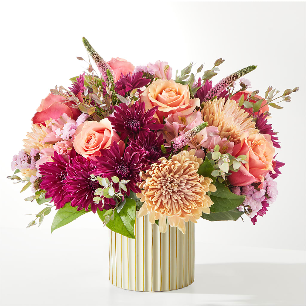 Berry Cobbler Bouquet with Ivory Vase –  Hlm Floral Events, Los Angeles CA