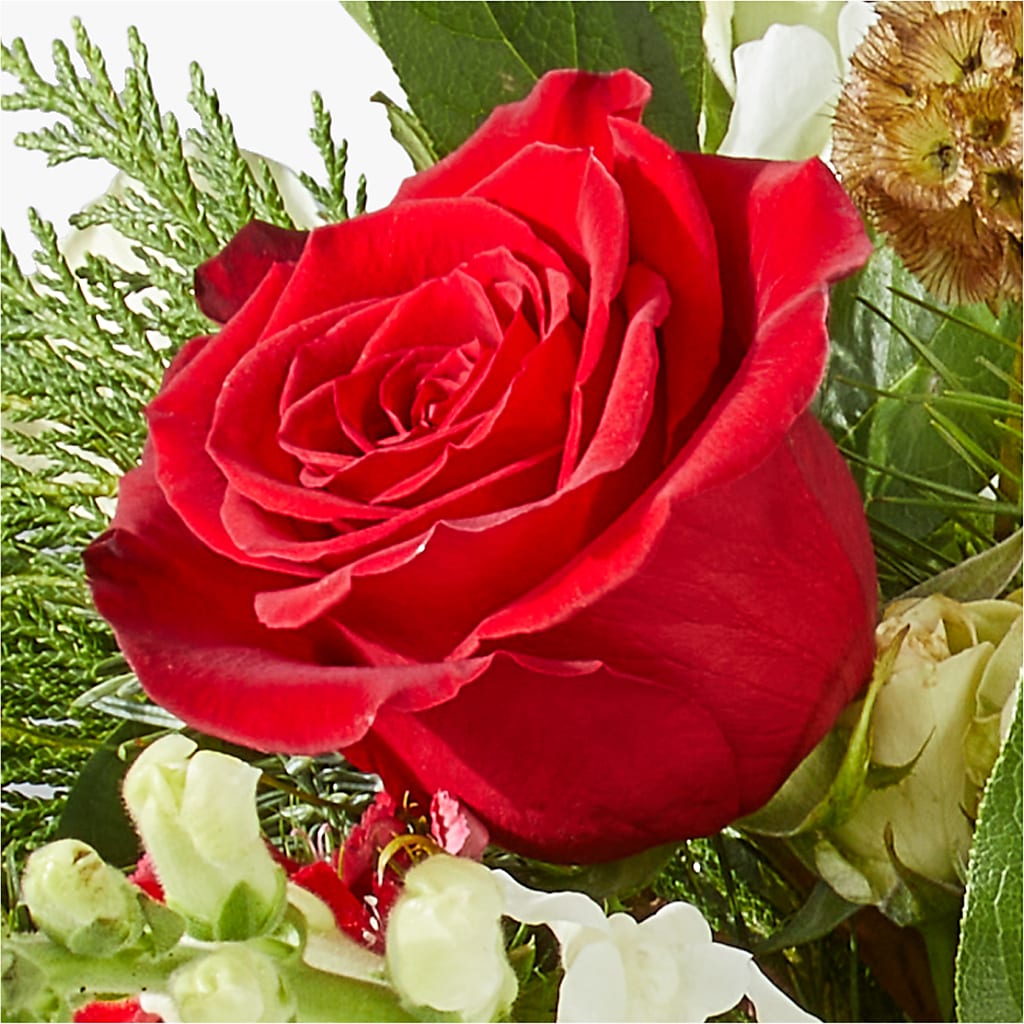 Deck the Halls Bouquet –  Hlm Floral Events, Los Angeles CA