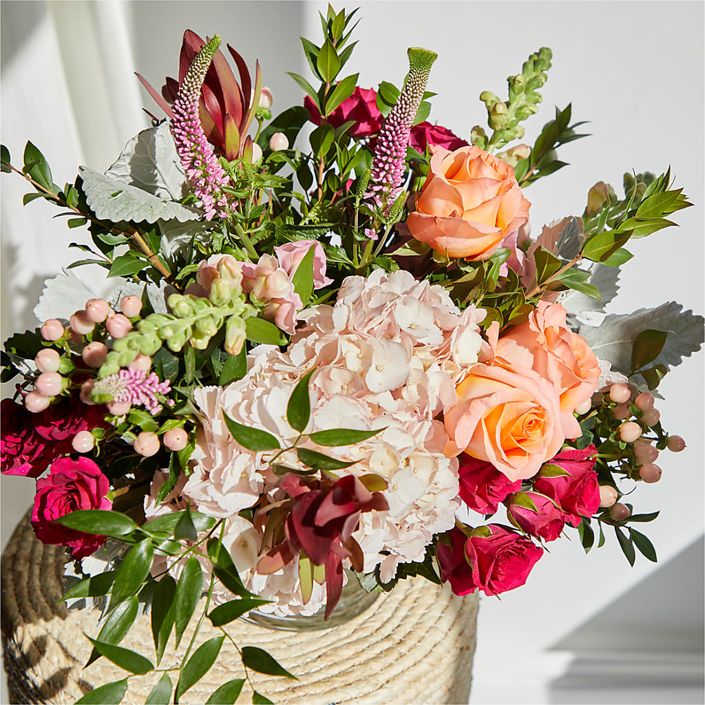 Glitz & Glam Bouquet –  Hlm Floral Events, Los Angeles CA